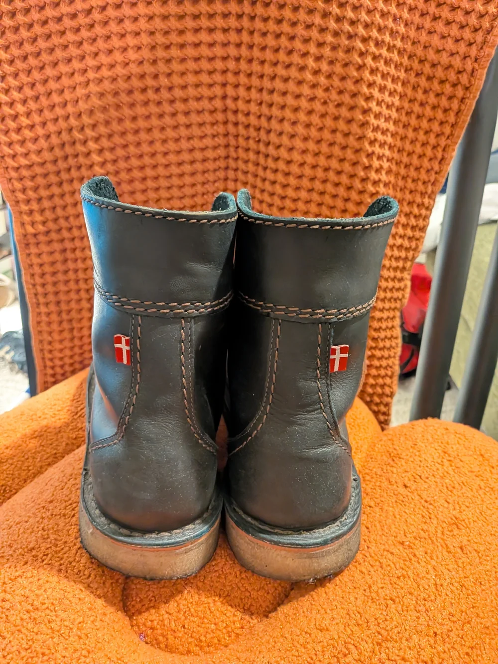Men's Duckfeet Faborg Black Leather Lace-Up Boots with Brown Laces